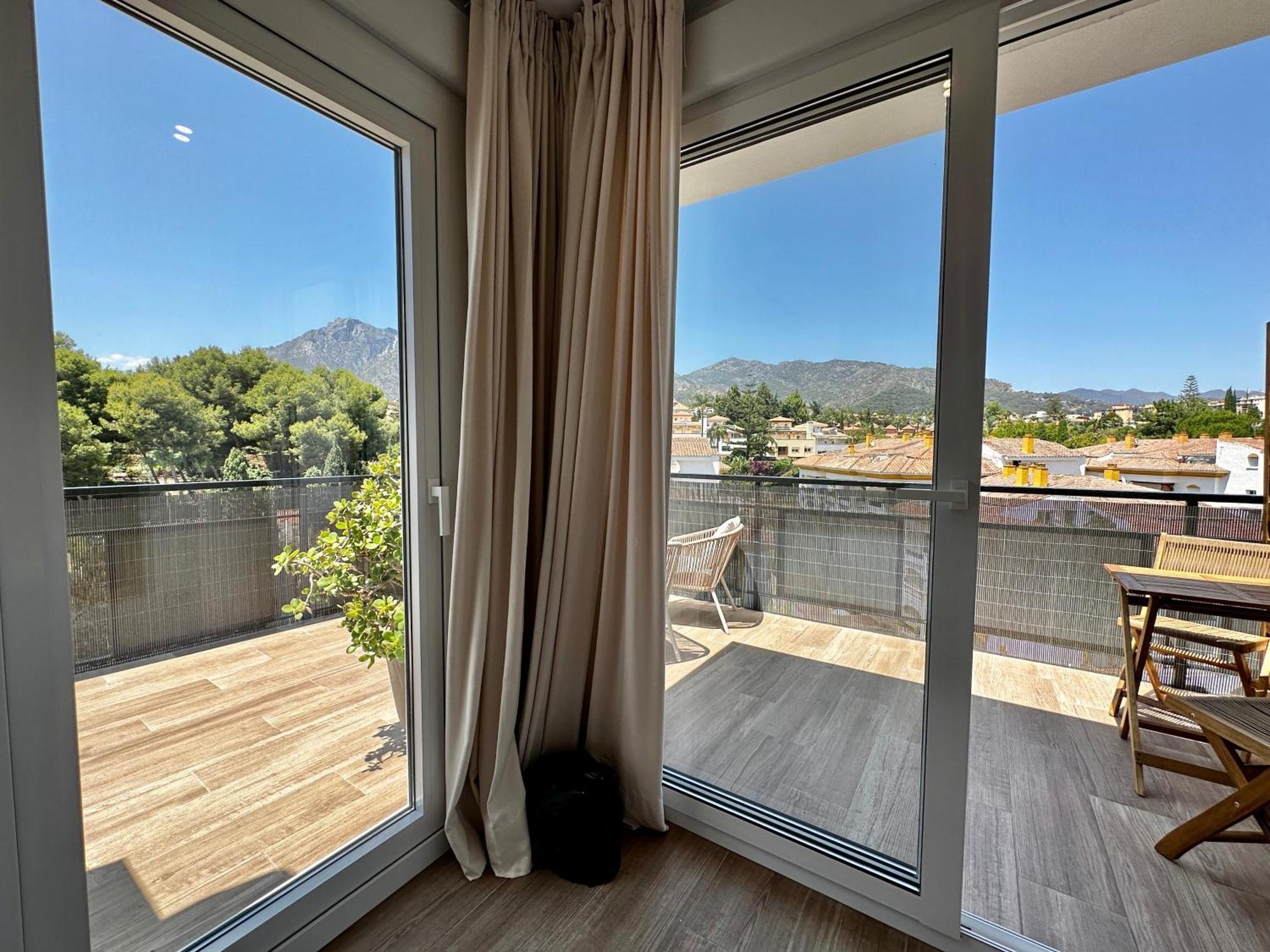 Oasis Center With Mountain Views - Eaw Homes Marbella