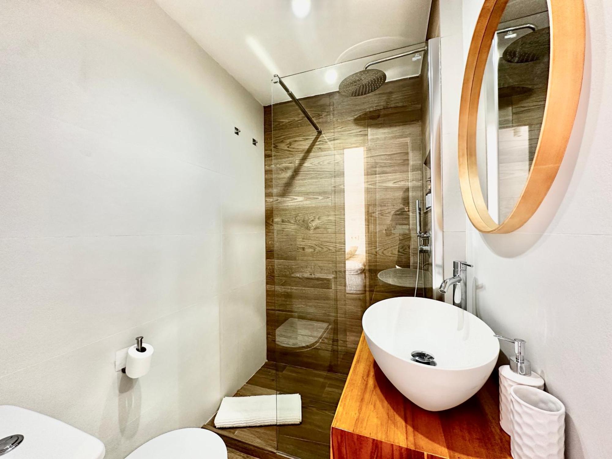 Oasis Center With Mountain Views - Eaw Homes Apartment *
